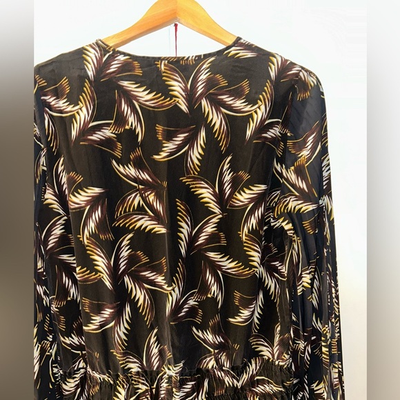 A.L.C Rory V-neck Pleated Silk Dress Size 8 - Picture 8 of 11